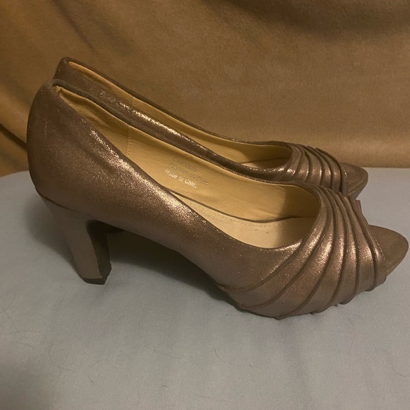 Penningtons heels - Picture 5 of 5